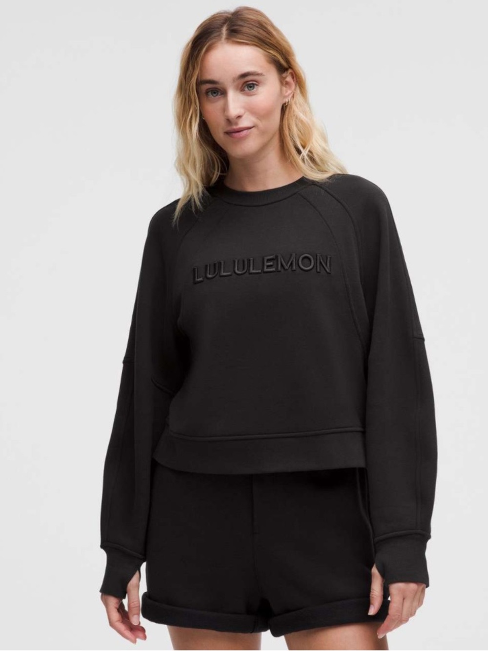 NWT Lululemon Scuba Oversized Pullover *Wordmark
Black